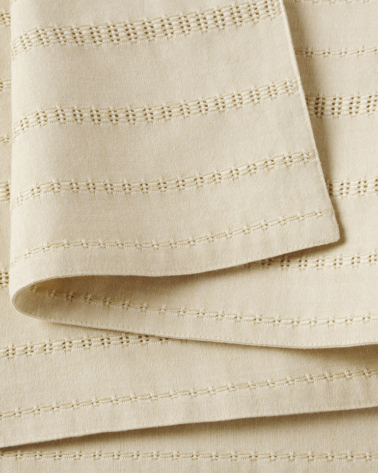 Woven Placemat Set in Natural
