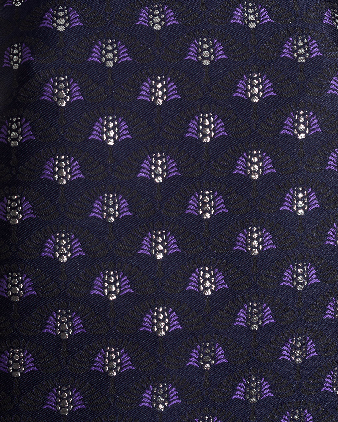 Sleeveless Top in Fan Floral Jacquard