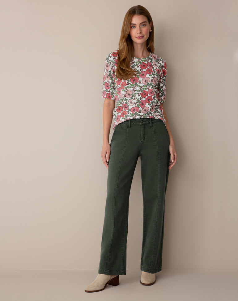 Pants in Dark Green