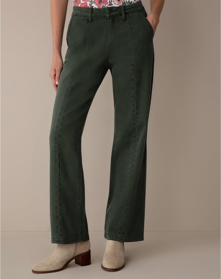 Pants in Dark Green