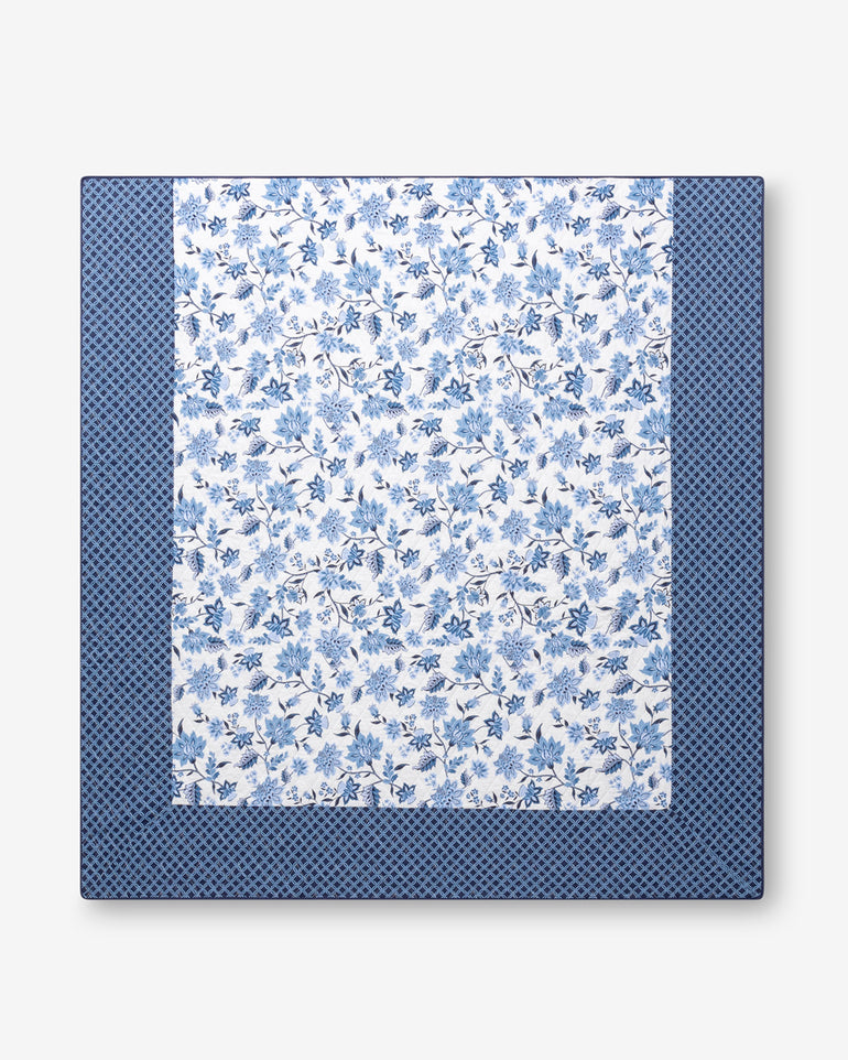 Justina Simple Lattice Quilt Set