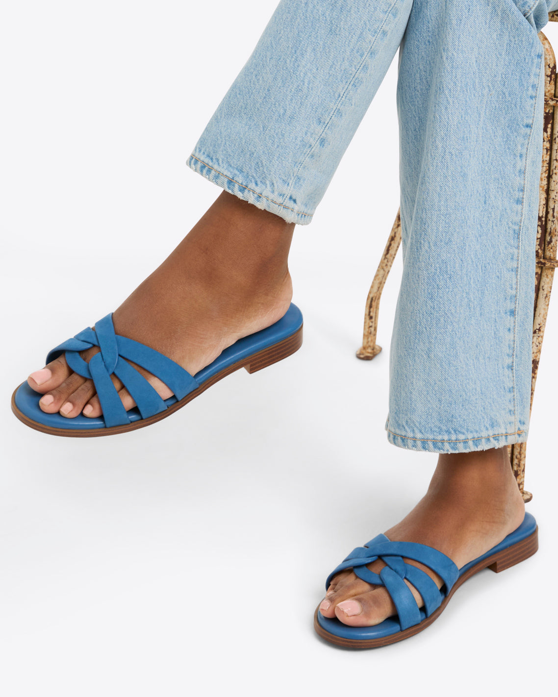 Andy Sandal in Blue