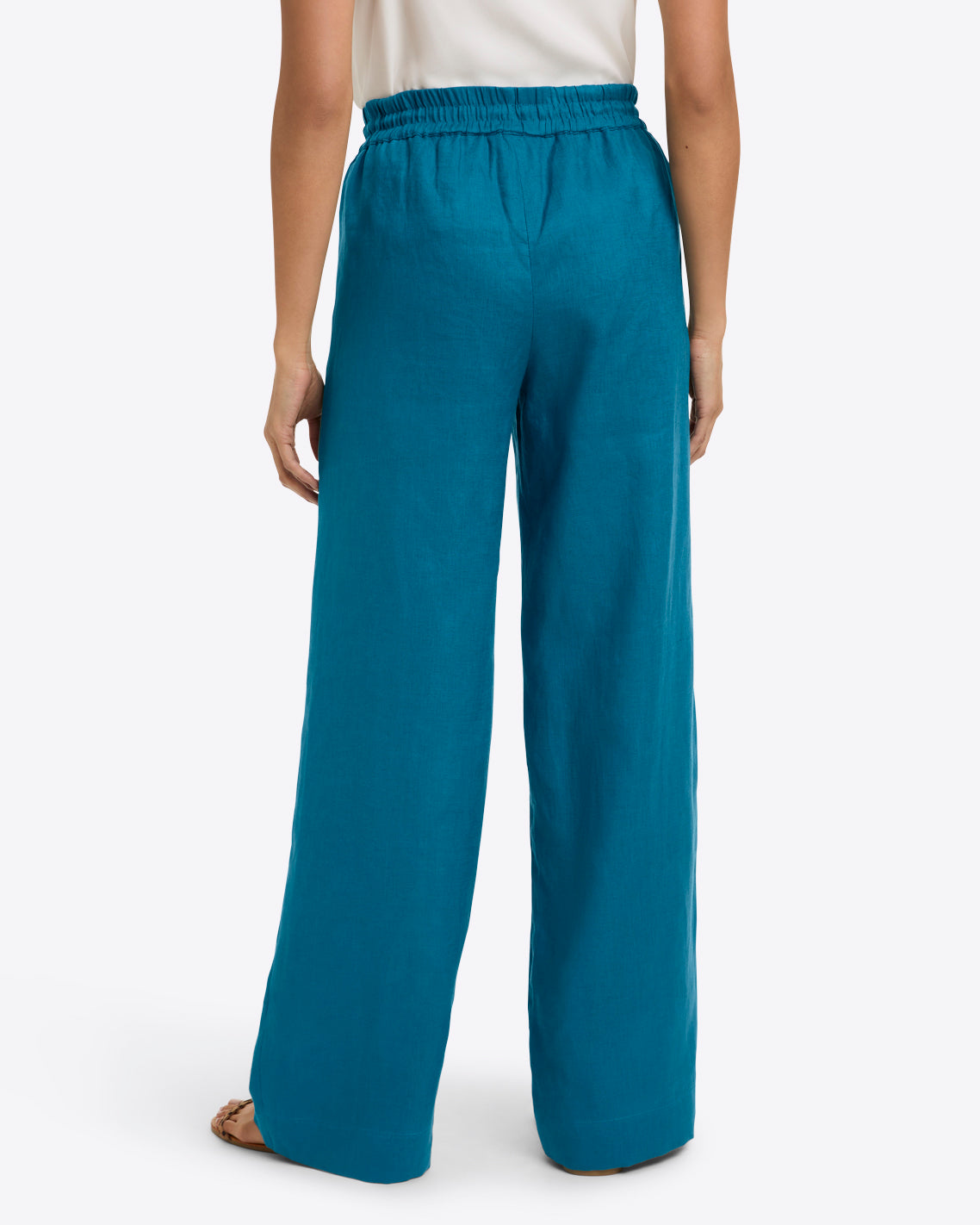 Pull-On Pants in Linen