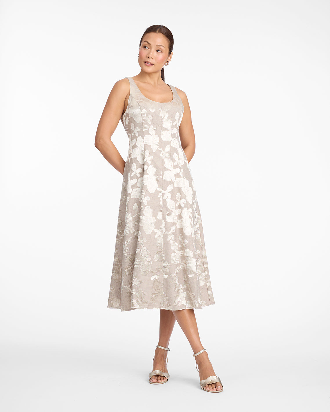 Delia Midi Dress in Jacquard