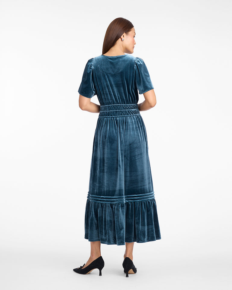 Hollie Midi Dress in Evergreen
