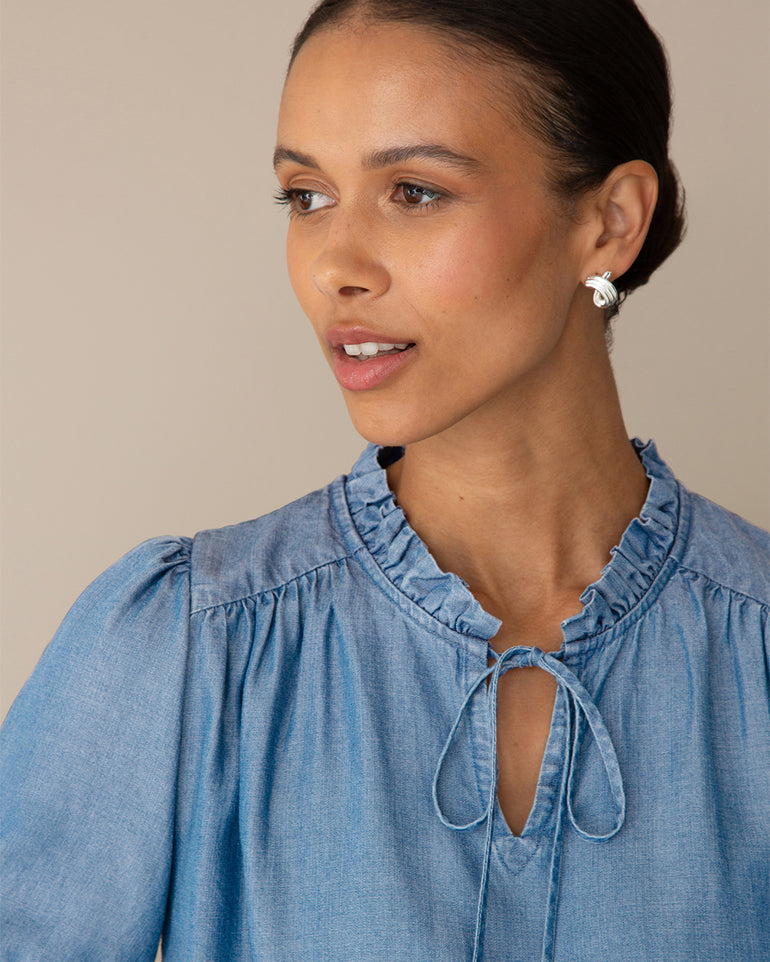Top in Medium Wash