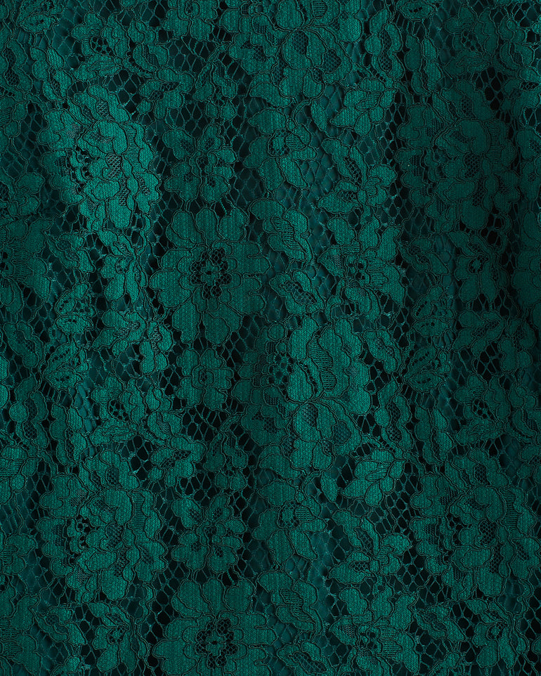 Lindsay Sleeveless Shift Dress in Lace