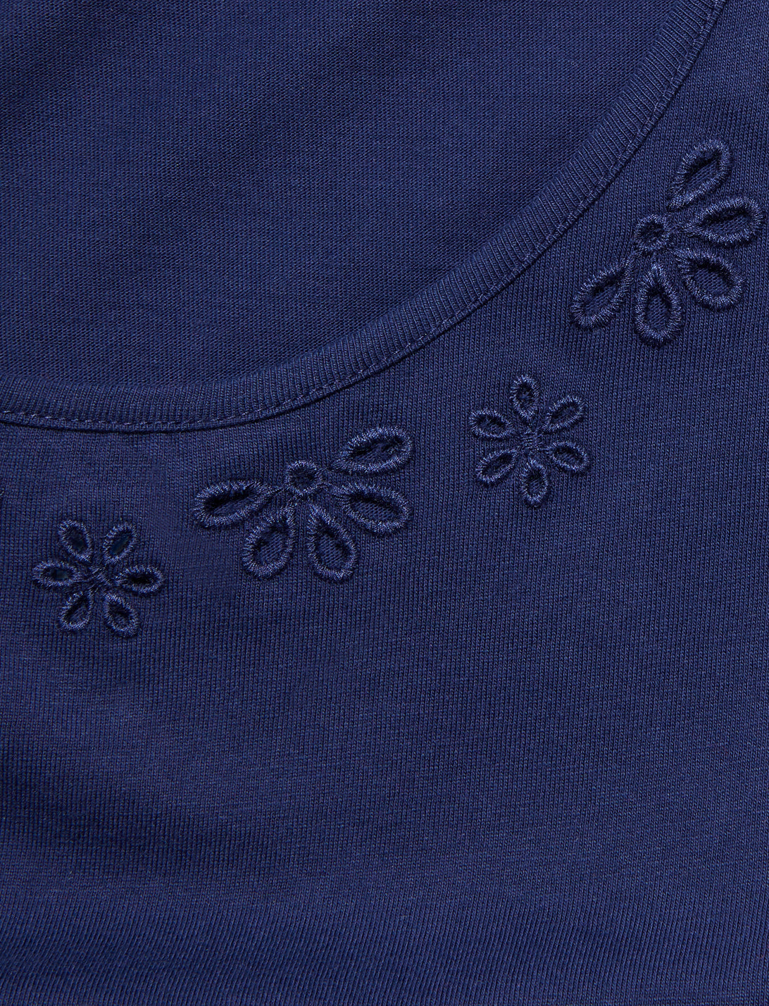 Embroidered Scoop Neck T-Shirt